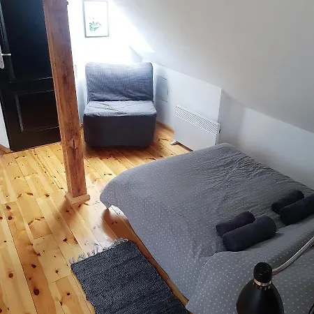 Na Poddaszu Po Schodkach