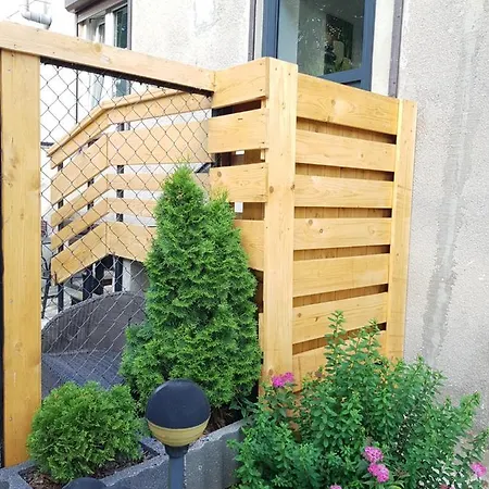 Na Poddaszu Po Schodkach *